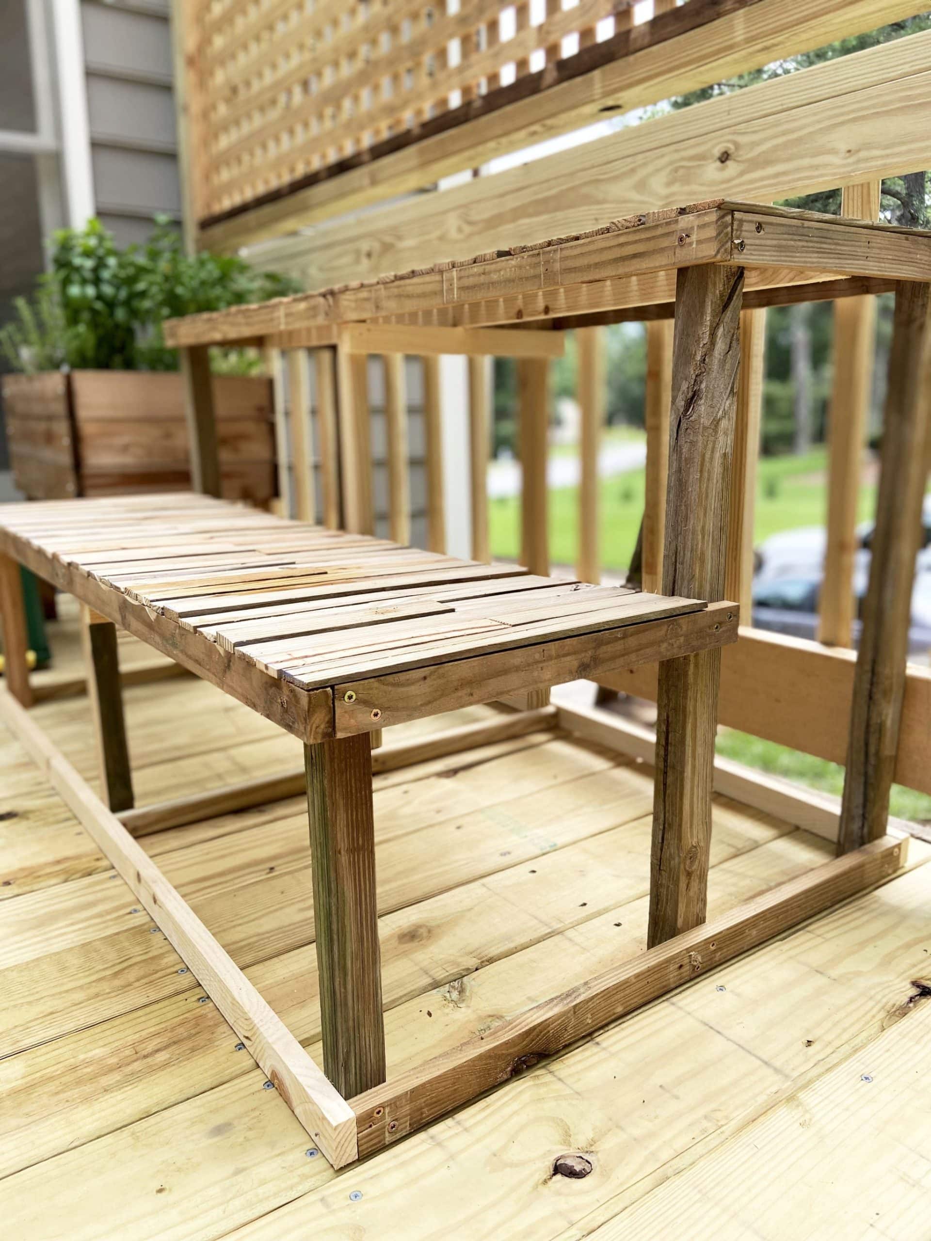 Backyard Plant Stand Ideas