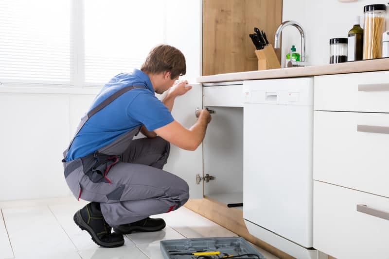 Benefits of DIY Kitchen Cabinets