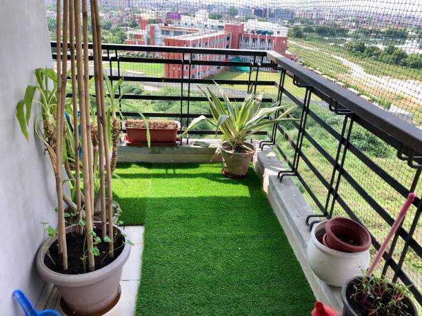 Design a Balcony with Artificial Grass