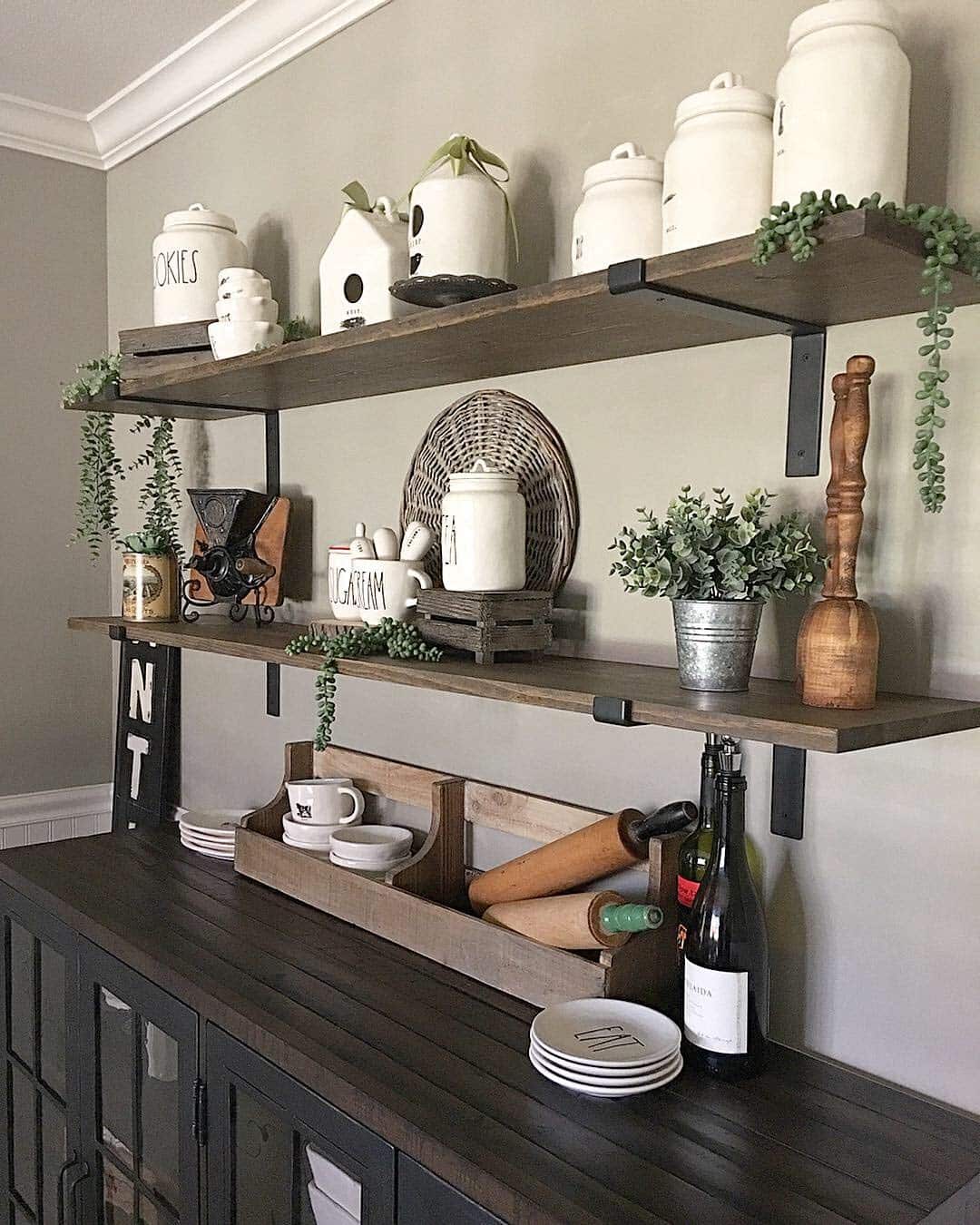 Farm-Style-Kitchen-Heavy-Duty-Floating-Shelves