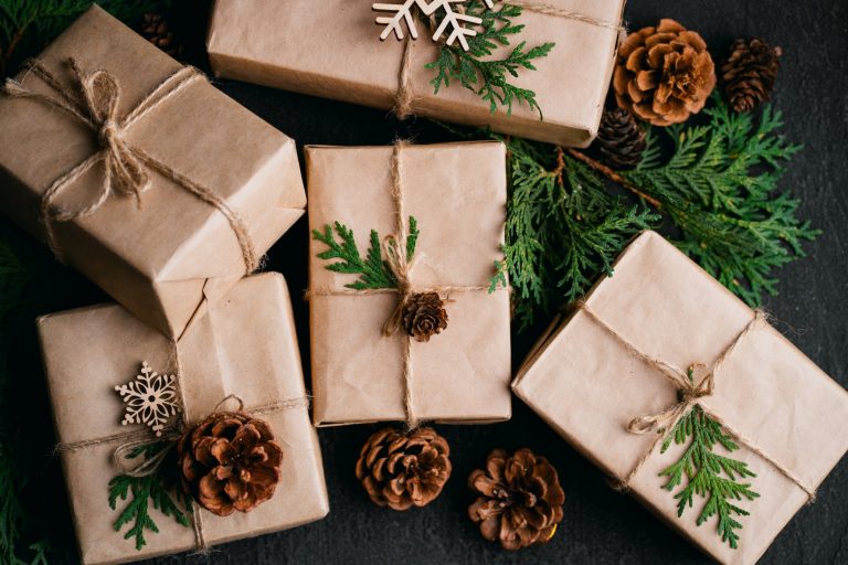 15 Creative Gift Wrapping Ideas with Inspiring Techniques