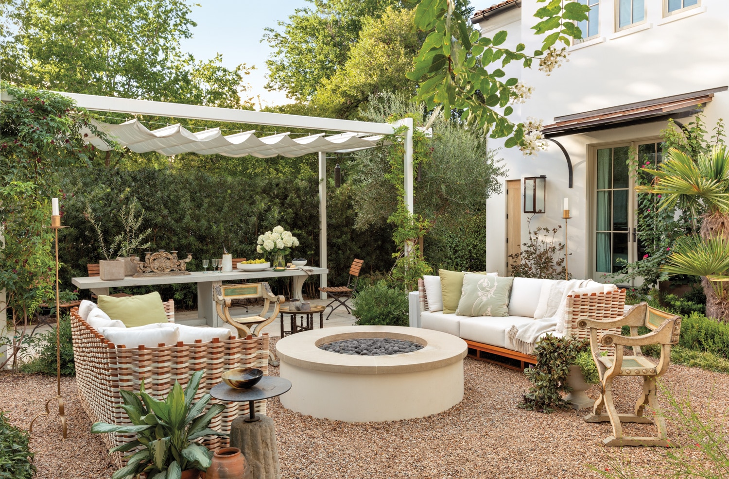 Lush Green Patio Surrounding