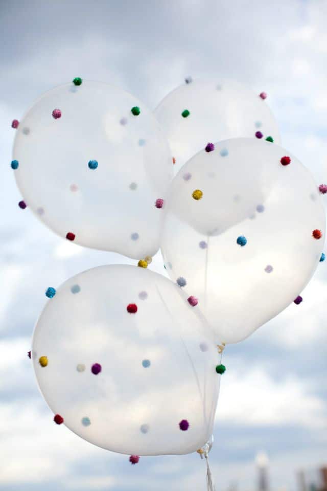 Mini Pom Pom Balloon Decor