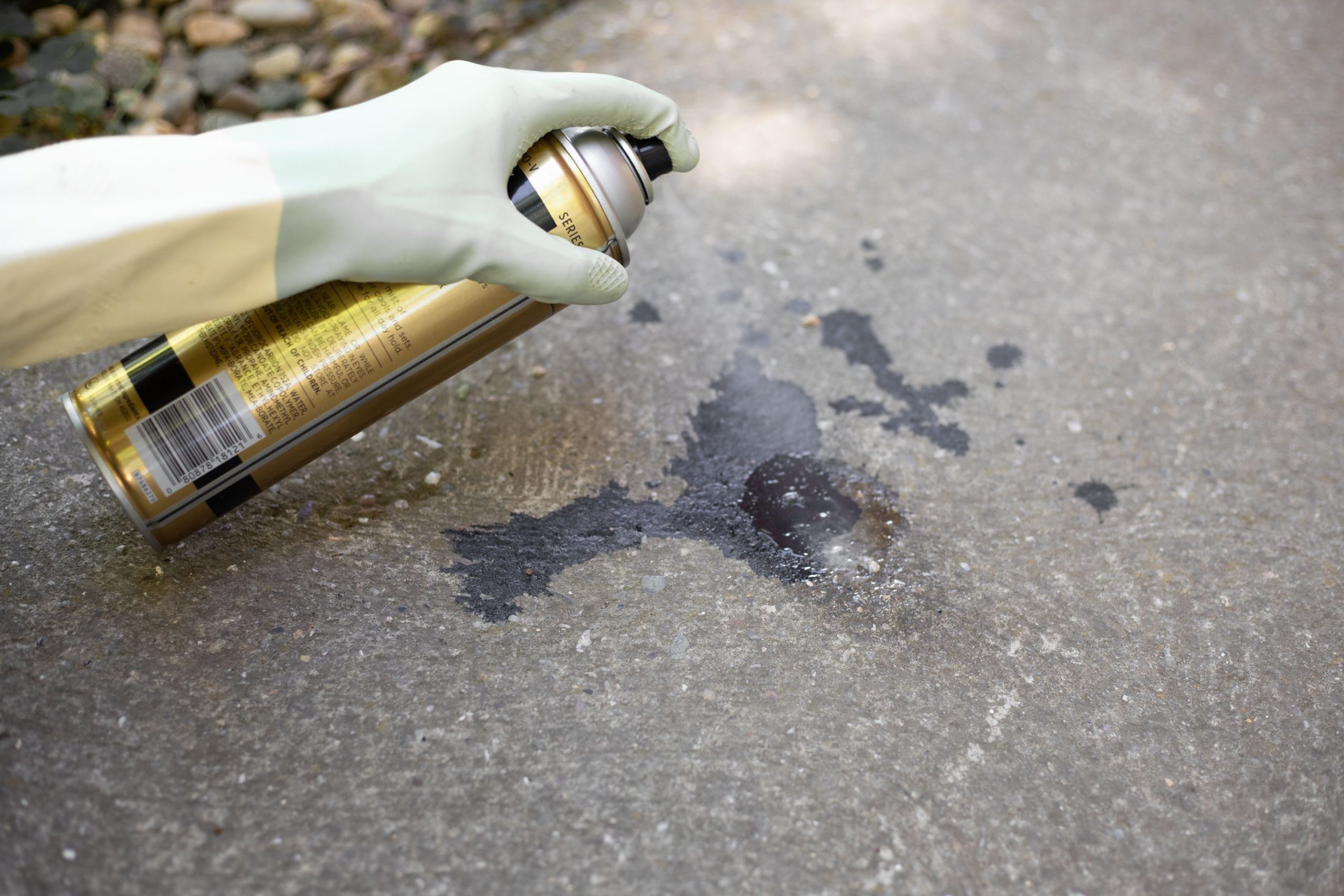 Precautions and Warnings While Removing Old Oil Stains