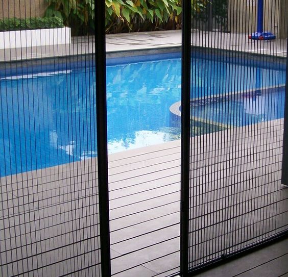 Retractable Screens