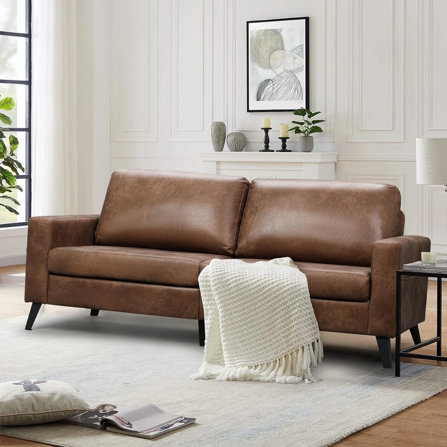 Streamlined Leather Sofa with a Sleek Look