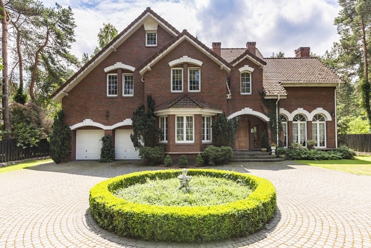 Traditional Circular Driveway