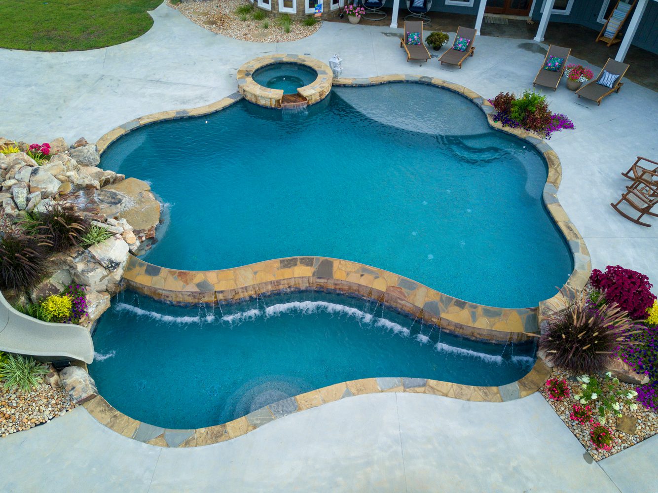Build a Freeform Infinity Pool