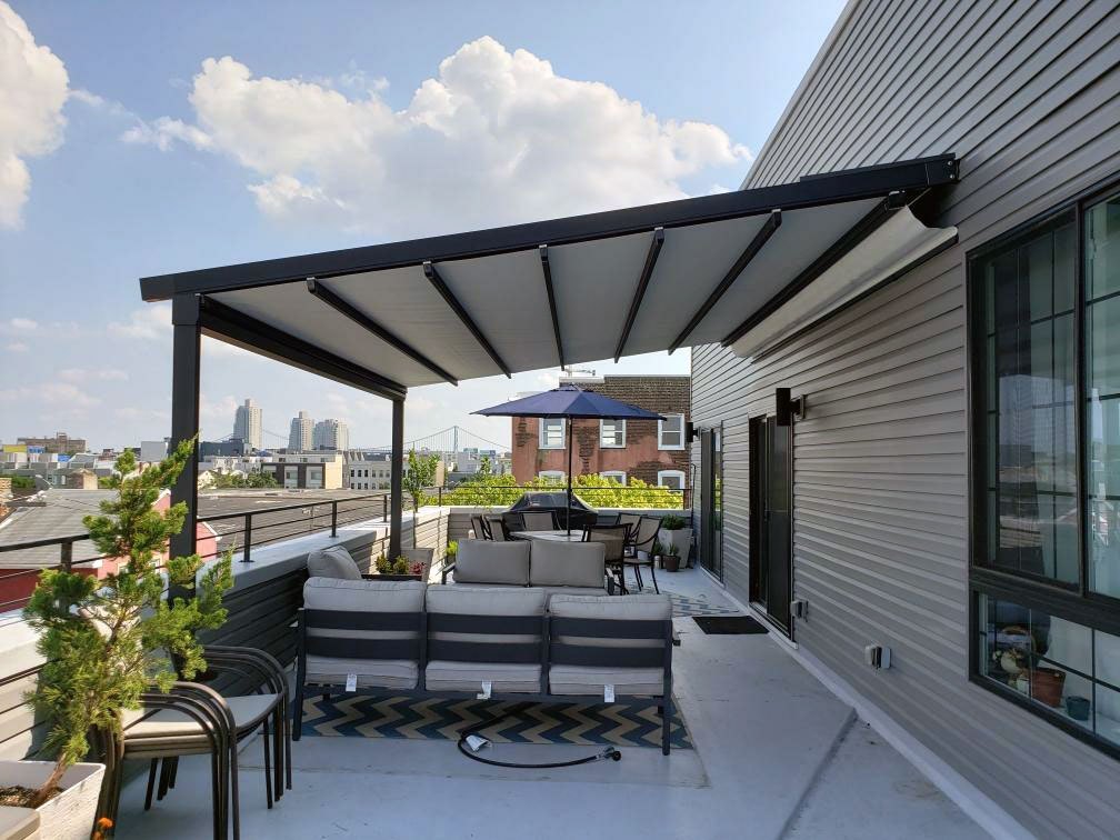 Maximizing Comfort with A Retractable Awning