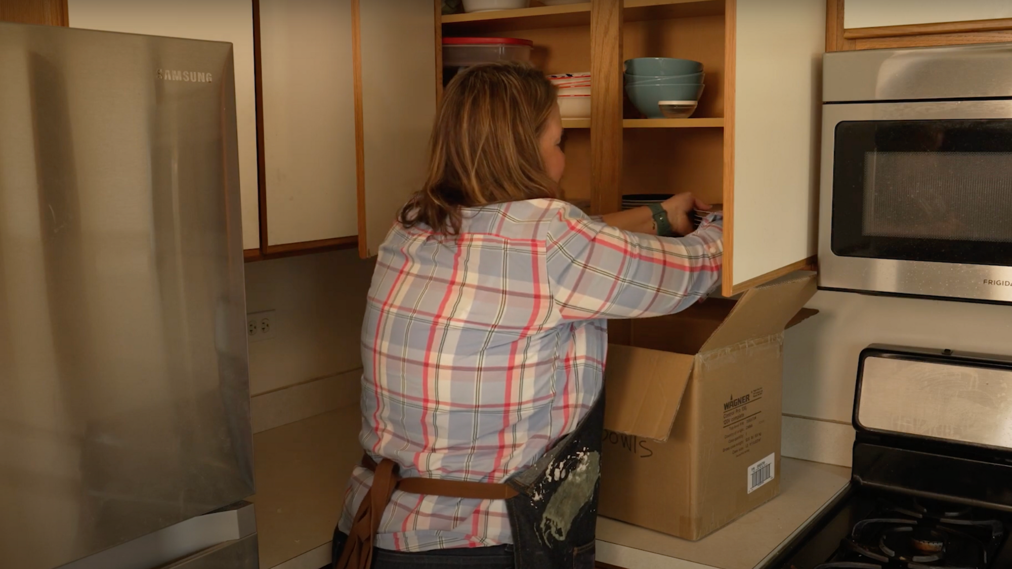 Step_1_Empty_Cabinets