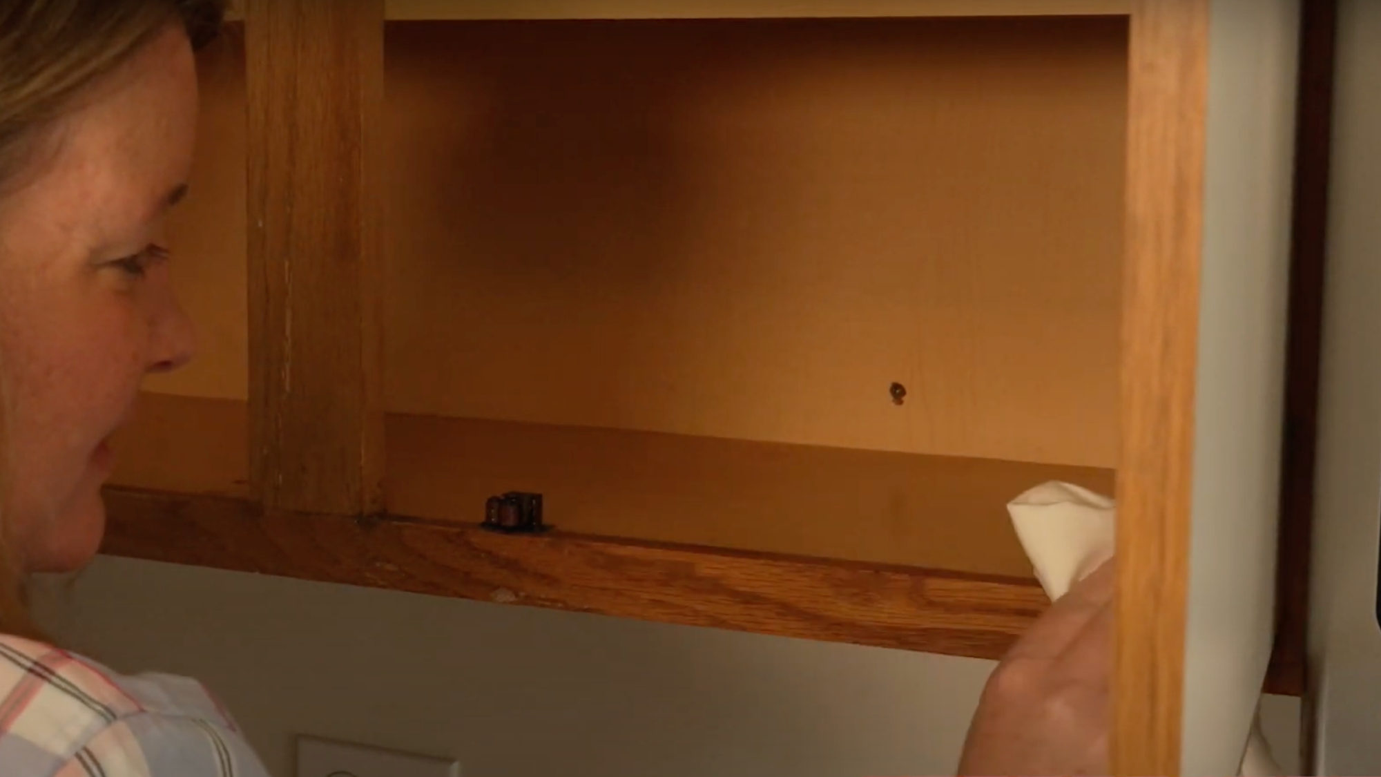 Step_3_Clean_Cabinets
