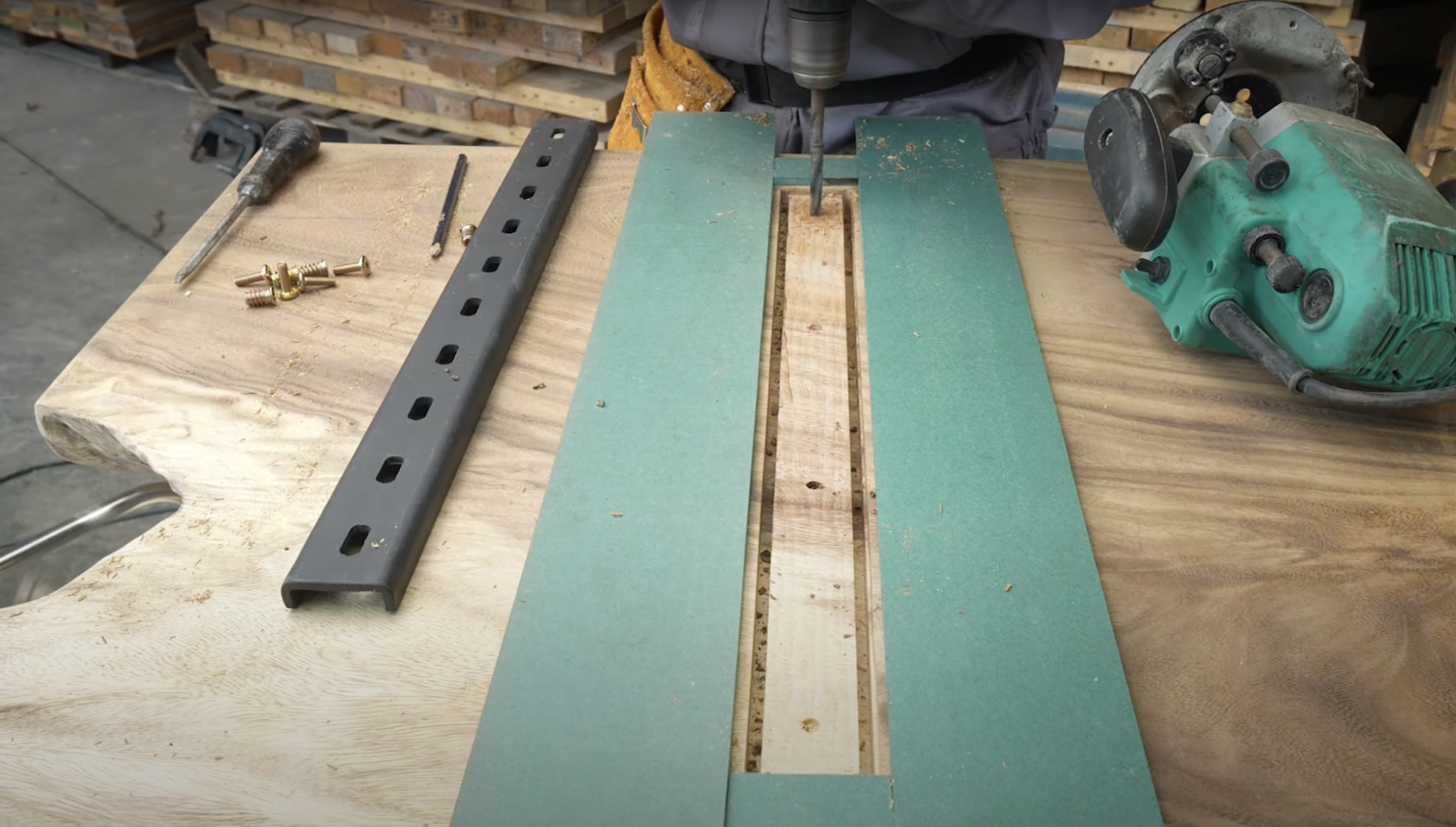 Marking_holes_for_threaded_inserts