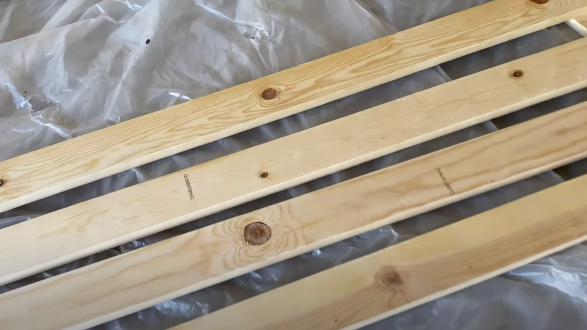 Step_2_Choose_and_Cut_the_Wood