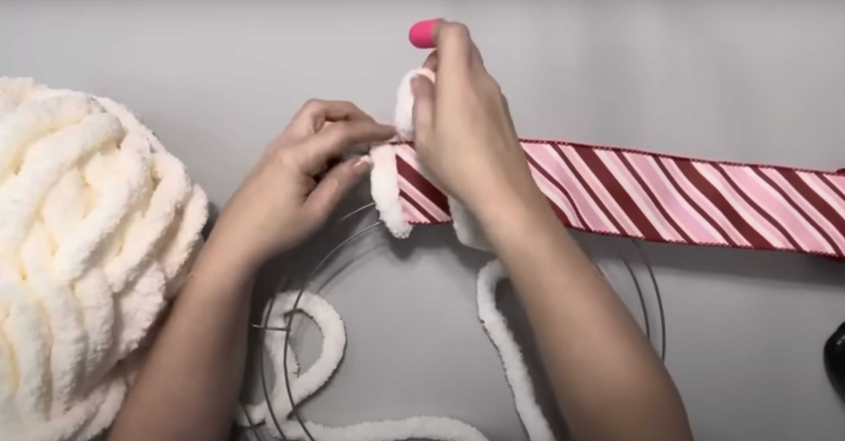 Step_3_Begin_the_Yarn_Wrapping