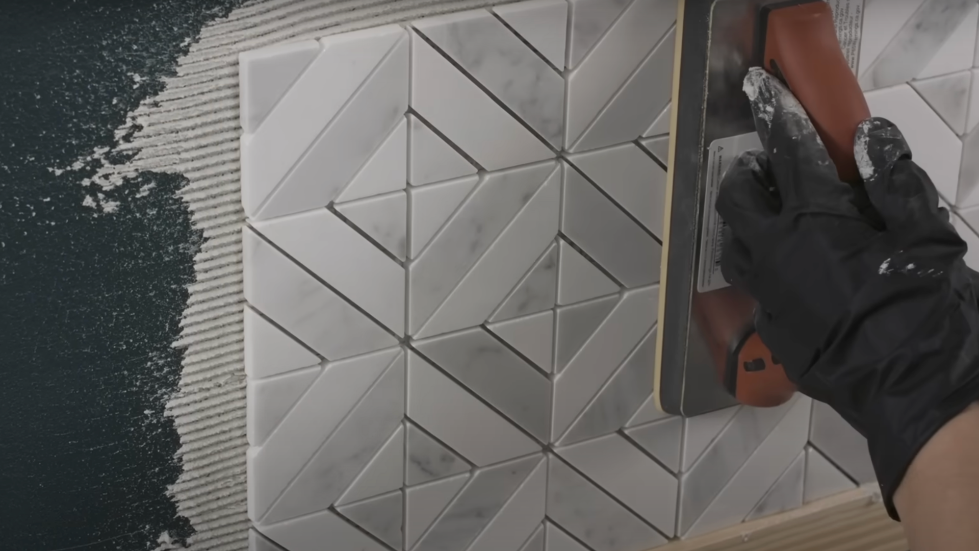 Step_6_Installing_the_Tiles