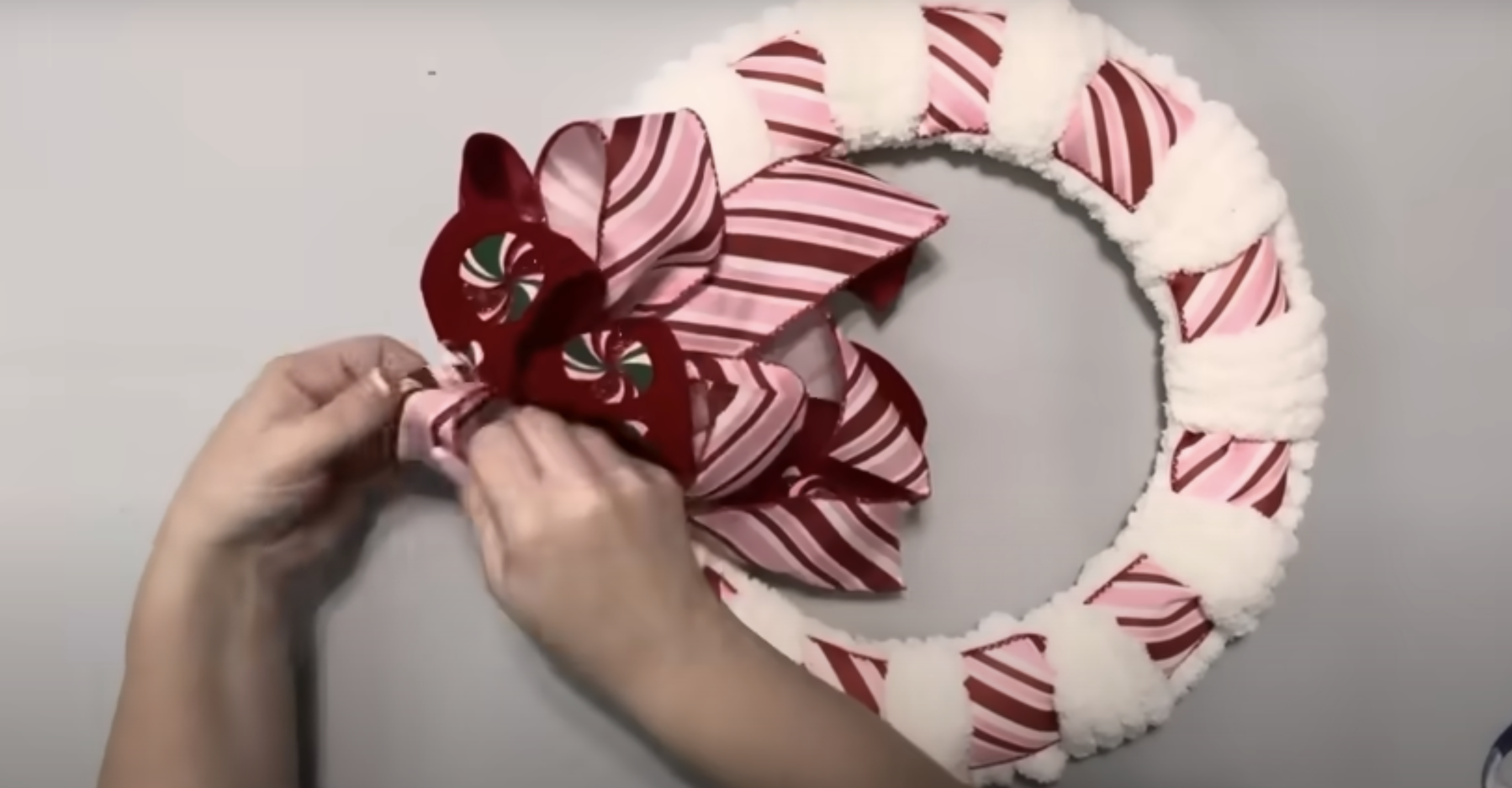 Step_8_Attaching_the_Bow